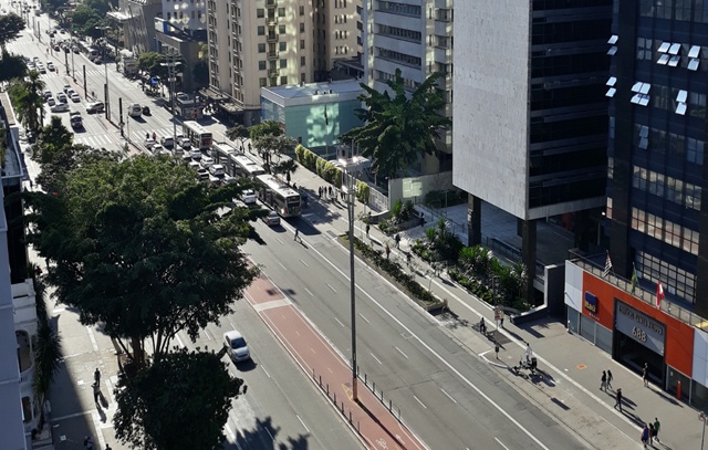 Avenida Paulista recebe novo projeto de modernização e está mais iluminada