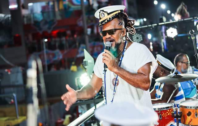 Carlinhos Brown estreia Camarote no Carnaval 2024, na Bahia