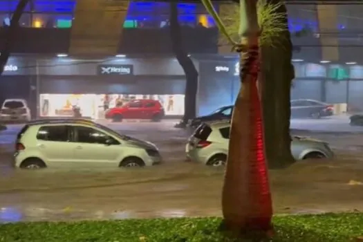 Temporal deixa rastro de caos em Belo Horizonte