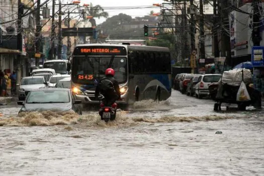 Niterói registrou intensidade recorde de chuva, diz prefeito