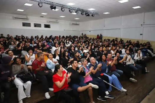 Mais de 15 jovens do Curso Preparatório para o Enem da Florestan fazem 900 ou mais pontos na redação