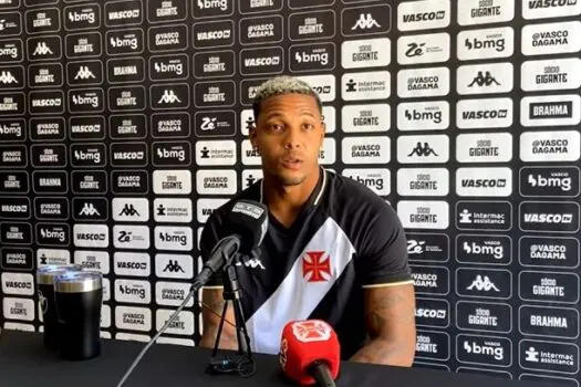 David vê chance de crescimento no Vasco e destaca paixão da família pelo clube