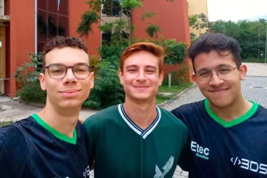 Estudantes da Etec Guarulhos desenvolvem biodigestor automatizado