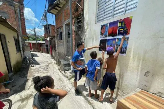 Aniversário de SP: Fábricas de Cultura realizam exposições de 30 telas de grafite nas ruas do extremo Leste paulistano