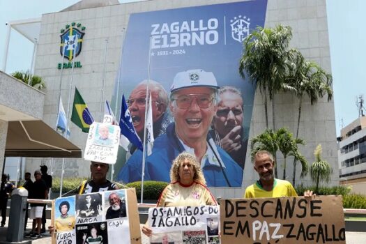 Filhos, ex-jogadores e fãs celebram legado de Zagallo