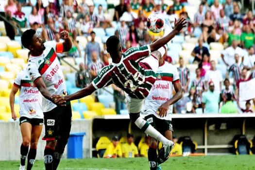 Ainda com jovens, Fluminense enfrenta Portuguesa para vencer a primeira no Carioca