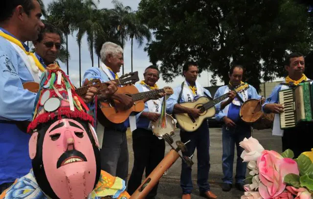 folia-de-reis