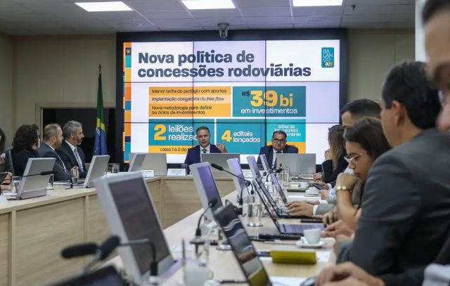 Governo deve investir até R$ 80 bi em ferrovias e rodovias até 2026