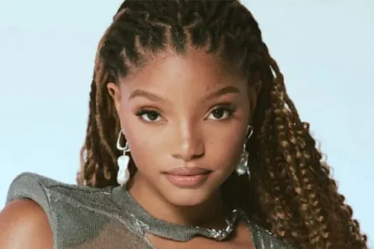 Halle Bailey anuncia nascimento do primeiro filho