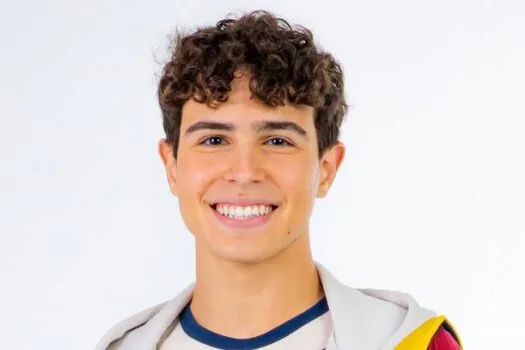 Igor Jansen, ex-estrela infantil do SBT, assina com a Globo para nova novela das seis