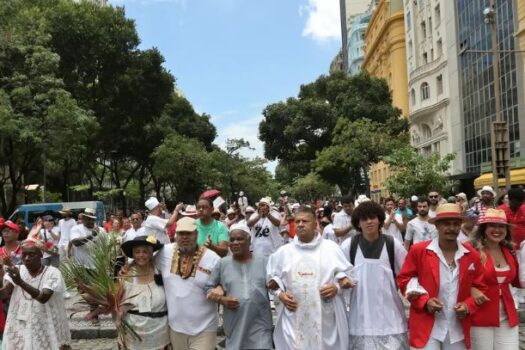 Relatos de intolerância religiosa crescem no Rio em 2024