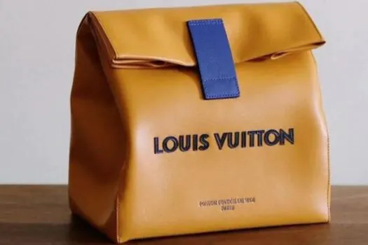 Louis Vuitton vende bolsa que imita saco de pão por R$ 20 mil; estoque está esgotado