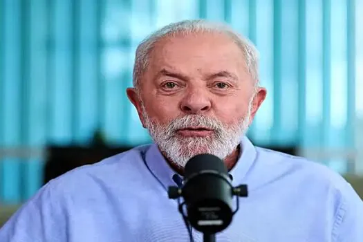 Governo Lula afirma que cortou verba da Jovem Pan por causa de fake news