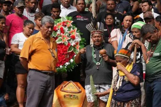 Fazendeiros são presos após morte de indígena a tiros na Bahia