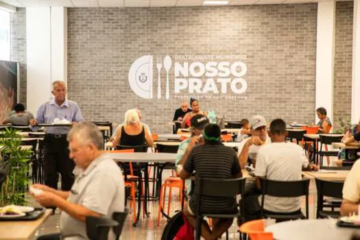 Restaurante Nosso Prato completa 1 mês e amplia em 50% a oferta de refeições no almoço