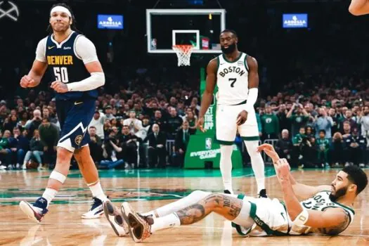 Nuggets quebram invencibilidade dos Celtics em casa em rodada eletrizante da NBA