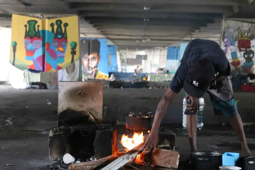 Uma em cada quatro pessoas em situação de rua vive na cidade de SP