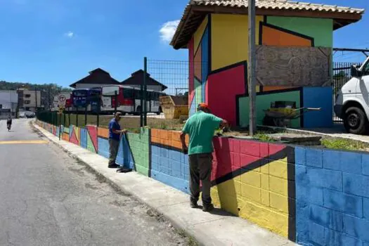 Ribeirão Pires inicia pintura na rodoviária municipal