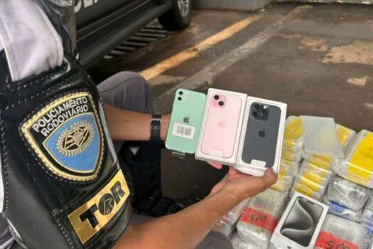 PM Rodoviária prende homem com mais de 550 celulares sem nota fiscal em Quadra