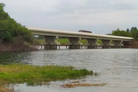 Restauração da ponte sobre o Rio Taquari exigiu trabalho até de mergulhadores