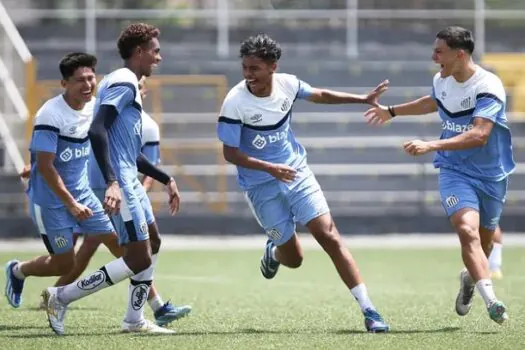 Palmeiras e Santos fazem duelo de líderes em seus grupos na Copa São Paulo de Juniores