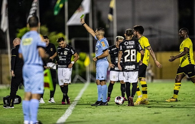 Corinthians desafia São Bernardo para reduzir sensação de desconfiança no Paulistão