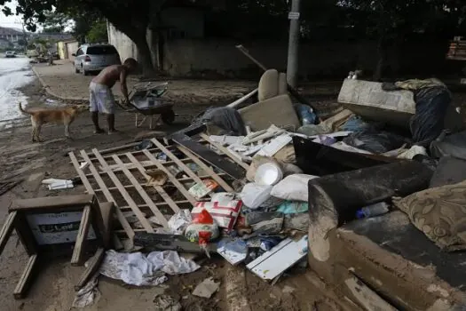 Temporal no RS deixa um morto, dez feridos e 1,1 milhão de imóveis sem energia