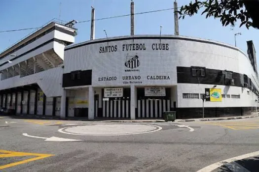 STJD pune Santos com perda de 6 mandos de campo por confusões no dia do rebaixamento