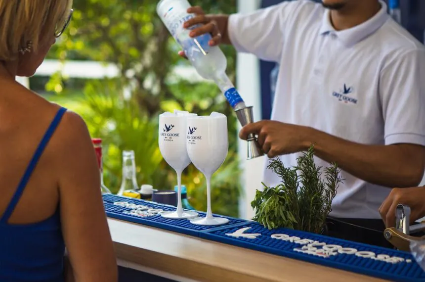 Bar da Grey Goose conta com o Match Point — drink exclusivo do torneio carioca