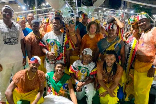 Afoxés levam beleza e reafirmam identidade ao Carnaval de Salvador