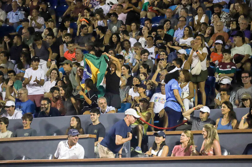 Apoio da torcida brasileiro tem sido fundamental nos jogos dos tenistas locais