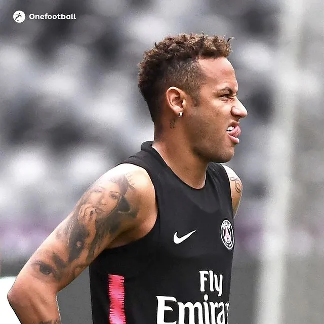 Neymar exibe momentos fitness nas redes sociais e rebate haters (6)