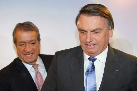 Bolsonaro dá sua versão sobre minuta de estado de sítio apreendida no PL