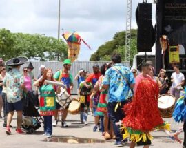 Título do post: Carnaval  melhor do que celular dizem crianas em bloquinho no DF