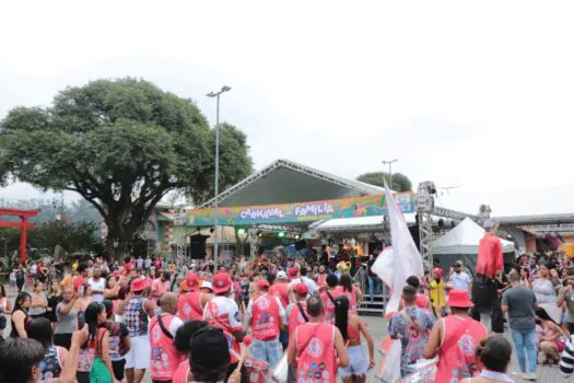 Grupos vão às ruas do Rio e iniciam o pré-Carnaval