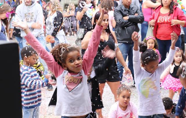 carnaval-familia