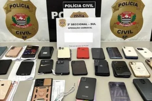 Polícia recupera 55 celulares e 71 cartões bancários furtados durante o Carnaval em SP