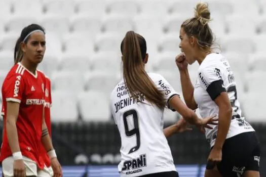 Corinthians vence o Inter e avança para a semifinal da Supercopa Feminina