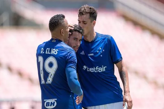 Cruzeiro vence Pouso Alegre e garante vaga na semifinal do Mineiro