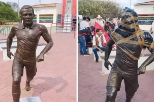 Moradores de Juazeiro cobram a retirada da estátua de Daniel Alves de uma praça da cidade