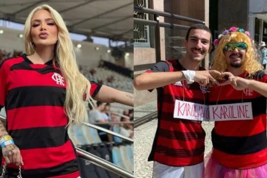 Torcedores do Flamengo se fantasiam de Karoline Lima