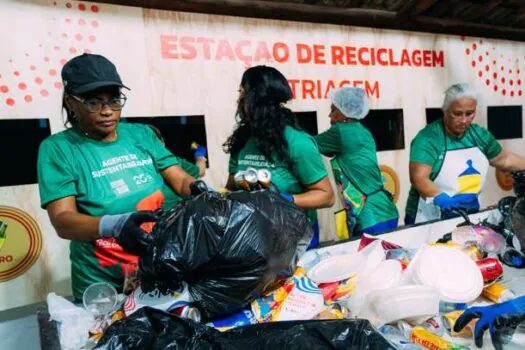 Coca-Cola Brasil coleta cerca de 4 toneladas de resíduos para reciclagem no Festival de Verão de Salvador 2024