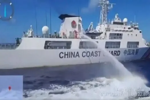 Filipinas acusam navios chineses de manobras ‘perigosas’ no mar do Sul da China