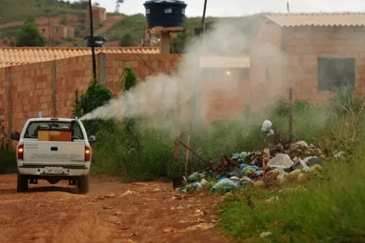 Saúde abre edital para contratação emergencial de fumacê no DF