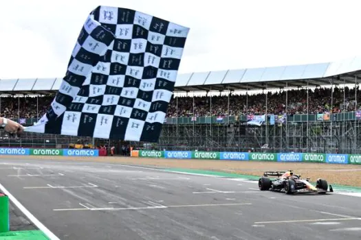 Fórmula 1 fecha contrato de 10 anos e terá Silverstone no calendário até 2034