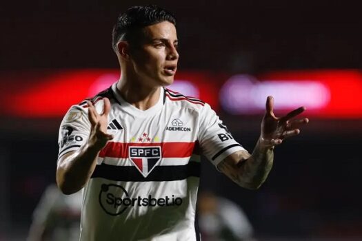 Belmonte compara James Rodríguez a Pelé e deixa futuro do jogador no São Paulo em aberto