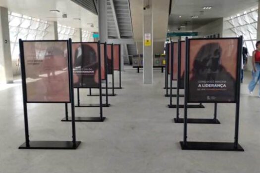 Exposição itinerante “Jornadas Potentes” desembarca nas estações das Linhas 8-Diamante e 9-Esmeralda