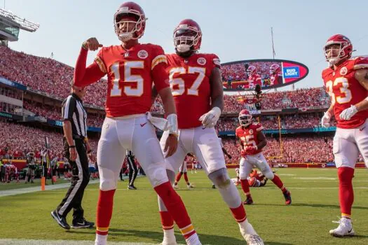 Atual campeão, Kansas City Chiefs mede forças contra os 49ers no Super Bowl 58