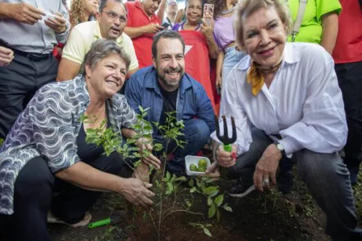 Boulos e Marta fazem 1º ato de rua em SP com provocação a Nunes