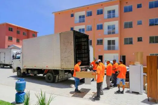 Moradora relata alívio com apartamento novo em São Sebastião: ‘dia de recomeço’